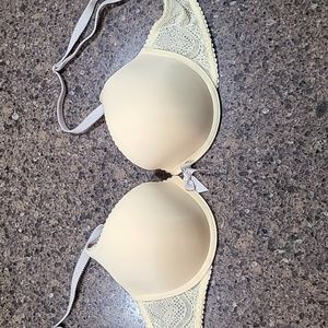 Victoria Secret 34C buttercup padded bra